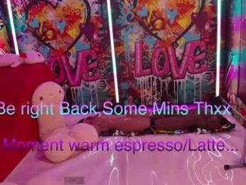 vanessa_love — вебкам-модель онлайн на chaturbate