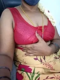 Tamil-hotwife — Stripchat stream photo (Apr 2026)
