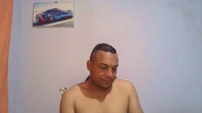 Juanchovergon22 — вебкам-модель онлайн на cam4