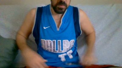 morenitoMad30 — вебкам-модель онлайн на cam4