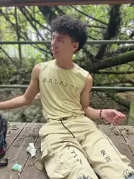 yoursexyjose — вебкам-модель онлайн на stripchat