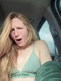 GoldenFlameGoddess — Stripchat stream photo (Mar 2026)