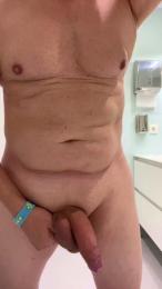 AlexGijon — вебкам-модель онлайн на cam4