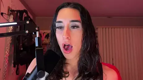 xoFrankie — вебкам-модель онлайн на stripchat