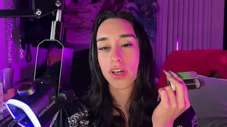 xoFrankie — вебкам-модель онлайн на stripchat