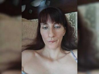 Kitty2044 — Bongacams stream photo (Aug 2026)