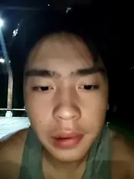 SYT_W — вебкам-модель онлайн на stripchat