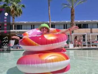 emmasky69 — вебкам-модель онлайн на chaturbate