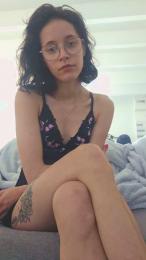 badgirlx6 — Cam4 stream photo (May 2026)
