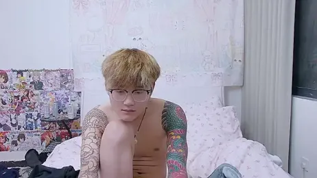 KK-cuteboy — Stripchat stream photo (Apr 2026)