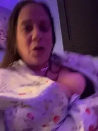 PrettyKittyMia — Stripchat stream photo (Dec 2025)