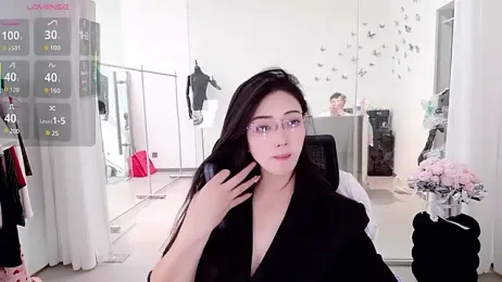 yangyang-777 — Stripchat stream photo (Jun 2026)