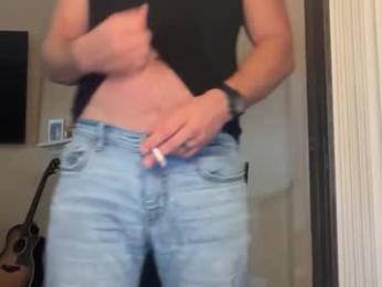 inamate93 — вебкам-модель онлайн на chaturbate