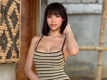 AthenaFamurri — Livejasmin stream photo (Jun 2026)