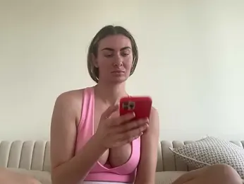 TheFitFreak — вебкам-модель онлайн на stripchat