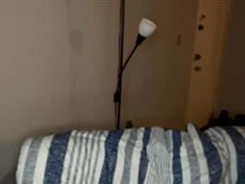 trillahung — Chaturbate stream photo (Mar 2026)