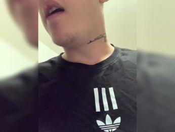 TUYA2 — вебкам-модель онлайн на bongacams