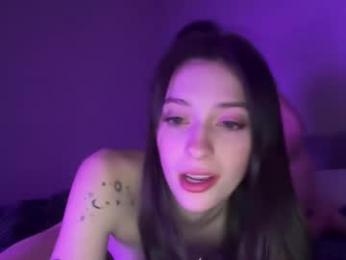 fellowyellow420 — вебкам-модель онлайн на chaturbate