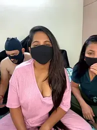 623415 — Stripchat stream photo (Nov 2024)