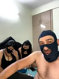 623415 — Stripchat stream photo (Nov 2024)