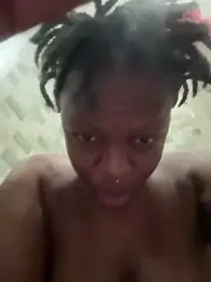 Boneca25 — Stripchat stream photo (Mar 2026)