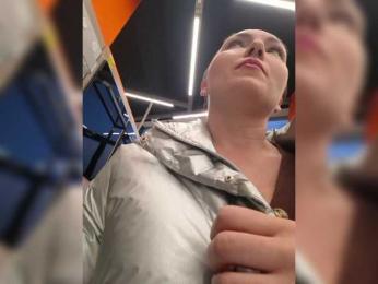 DiV0RA — Bongacams stream photo (Apr 2026)