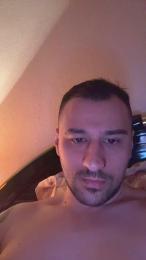 chavalguapo1 — вебкам-модель онлайн на cam4