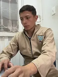 santiObrero — Stripchat stream photo (Apr 2026)