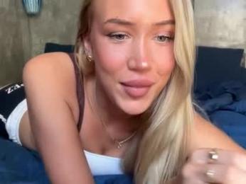 livslifee — Chaturbate stream photo (Mar 2026)