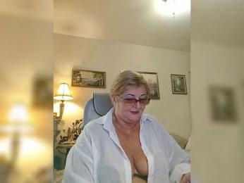 KarinkaSweet — bongacams