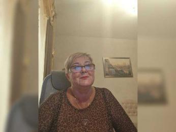 KarinkaSweet — Bongacams stream photo (Aug 2026)