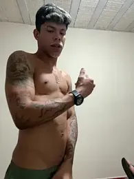 Marcelo_uchiha — вебкам-модель онлайн на stripchat