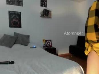 atomns41 — вебкам-модель онлайн на chaturbate