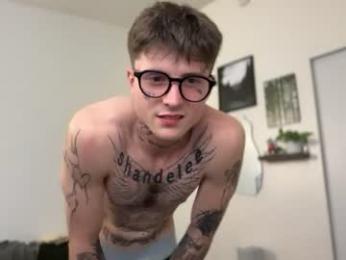prettyboyszn — вебкам-модель онлайн на chaturbate