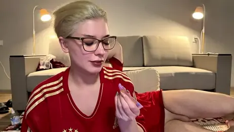 Love_plat1na — Stripchat stream photo (Mar 2026)