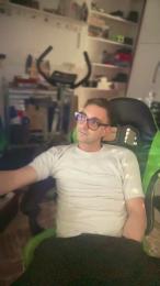 lunghibiondi — вебкам-модель онлайн на cam4