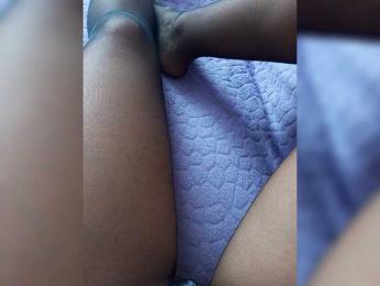 Leylla_ — вебкам-модель онлайн на bongacams