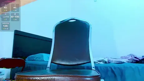XiaoZhe0202 — вебкам-модель онлайн на stripchat