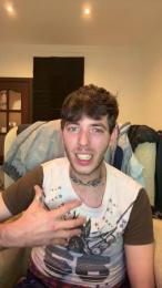 Wiidoboy22cm — вебкам-модель онлайн на cam4