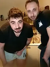 secret_secret1 — вебкам-модель онлайн на stripchat