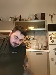 secret_secret1 — вебкам-модель онлайн на stripchat