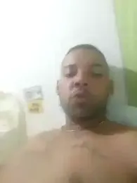 reyleon_321 — Stripchat stream photo (Jul 2025)