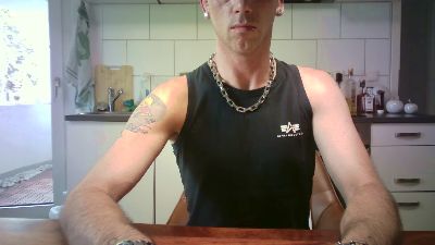 MrGeiZ2512 — Cam4 stream photo (Jul 2026)