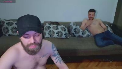 johnnylove22 — Cam4 stream photo (May 2026)