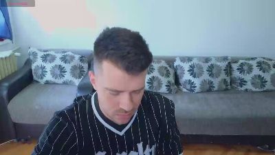 johnnylove22 — Cam4 stream photo (Jun 2026)