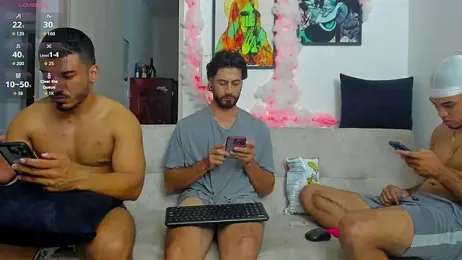 heteros_curious — вебкам-модель онлайн на stripchat