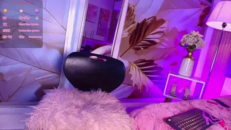 MylaDreams — Stripchat stream photo (Apr 2026)