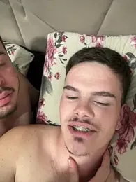backes_re — вебкам-модель онлайн на stripchat