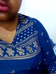 Attractive-_Girl — Stripchat stream photo (Dec 2025)