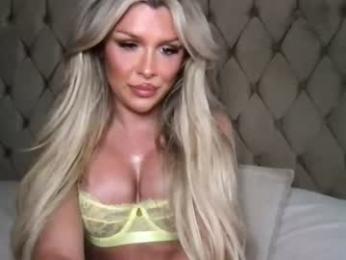 tsevaxx — вебкам-модель онлайн на chaturbate